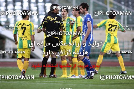 1187010, Tehran, Iran, لیگ برتر فوتبال ایران، Persian Gulf Cup، Week 30، Second Leg، Rah Ahan 1 v 0 Esteghlal on 2011/04/14 at Azadi Stadium