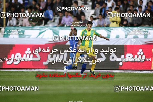 1186979, Tehran, Iran, لیگ برتر فوتبال ایران، Persian Gulf Cup، Week 30، Second Leg، Rah Ahan 1 v 0 Esteghlal on 2011/04/14 at Azadi Stadium