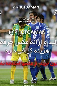 1187011, Tehran, Iran, لیگ برتر فوتبال ایران، Persian Gulf Cup، Week 30، Second Leg، Rah Ahan 1 v 0 Esteghlal on 2011/04/14 at Azadi Stadium