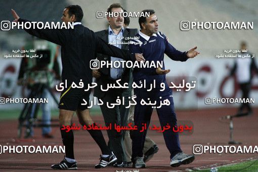 1187041, Tehran, Iran, لیگ برتر فوتبال ایران، Persian Gulf Cup، Week 30، Second Leg، Rah Ahan 1 v 0 Esteghlal on 2011/04/14 at Azadi Stadium