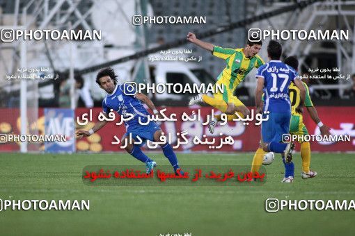 1186360, Tehran, Iran, لیگ برتر فوتبال ایران، Persian Gulf Cup، Week 30، Second Leg، Rah Ahan 1 v 0 Esteghlal on 2011/04/14 at Azadi Stadium