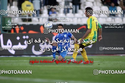1186359, Tehran, Iran, لیگ برتر فوتبال ایران، Persian Gulf Cup، Week 30، Second Leg، Rah Ahan 1 v 0 Esteghlal on 2011/04/14 at Azadi Stadium