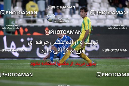 1186358, Tehran, Iran, لیگ برتر فوتبال ایران، Persian Gulf Cup، Week 30، Second Leg، Rah Ahan 1 v 0 Esteghlal on 2011/04/14 at Azadi Stadium