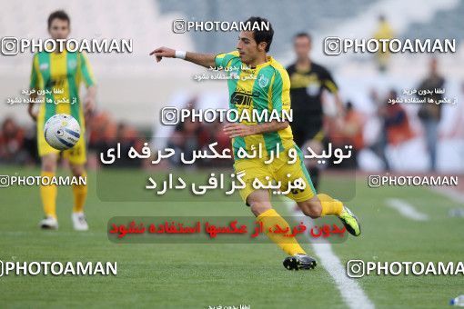 1187408, Tehran, Iran, لیگ برتر فوتبال ایران، Persian Gulf Cup، Week 30، Second Leg، Rah Ahan 1 v 0 Esteghlal on 2011/04/14 at Azadi Stadium