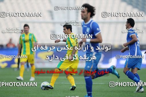1187385, Tehran, Iran, لیگ برتر فوتبال ایران، Persian Gulf Cup، Week 30، Second Leg، Rah Ahan 1 v 0 Esteghlal on 2011/04/14 at Azadi Stadium