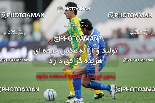 1187335, Tehran, Iran, لیگ برتر فوتبال ایران، Persian Gulf Cup، Week 30، Second Leg، Rah Ahan 1 v 0 Esteghlal on 2011/04/14 at Azadi Stadium