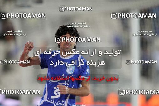 1187229, Tehran, Iran, لیگ برتر فوتبال ایران، Persian Gulf Cup، Week 30، Second Leg، Rah Ahan 1 v 0 Esteghlal on 2011/04/14 at Azadi Stadium