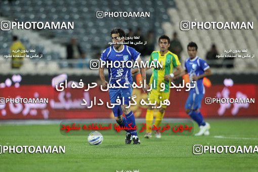 1187321, Tehran, Iran, لیگ برتر فوتبال ایران، Persian Gulf Cup، Week 30، Second Leg، Rah Ahan 1 v 0 Esteghlal on 2011/04/14 at Azadi Stadium