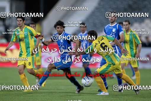 1187345, Tehran, Iran, لیگ برتر فوتبال ایران، Persian Gulf Cup، Week 30، Second Leg، Rah Ahan 1 v 0 Esteghlal on 2011/04/14 at Azadi Stadium