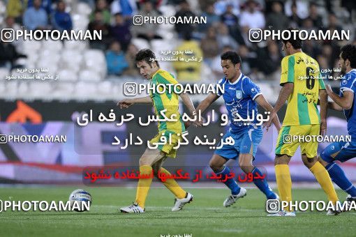 1187265, Tehran, Iran, لیگ برتر فوتبال ایران، Persian Gulf Cup، Week 30، Second Leg، Rah Ahan 1 v 0 Esteghlal on 2011/04/14 at Azadi Stadium