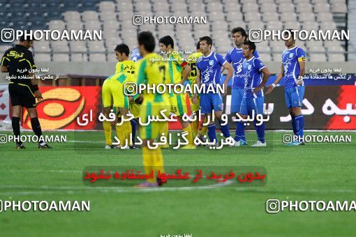 1186494, Tehran, Iran, لیگ برتر فوتبال ایران، Persian Gulf Cup، Week 30، Second Leg، Rah Ahan 1 v 0 Esteghlal on 2011/04/14 at Azadi Stadium