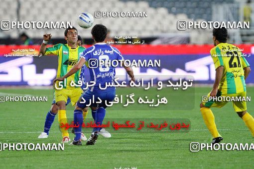 1186465, Tehran, Iran, لیگ برتر فوتبال ایران، Persian Gulf Cup، Week 30، Second Leg، Rah Ahan 1 v 0 Esteghlal on 2011/04/14 at Azadi Stadium