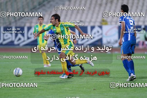 1186510, Tehran, Iran, لیگ برتر فوتبال ایران، Persian Gulf Cup، Week 30، Second Leg، Rah Ahan 1 v 0 Esteghlal on 2011/04/14 at Azadi Stadium