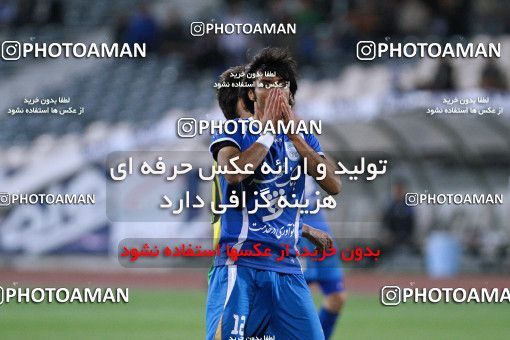 1186502, Tehran, Iran, لیگ برتر فوتبال ایران، Persian Gulf Cup، Week 30، Second Leg، Rah Ahan 1 v 0 Esteghlal on 2011/04/14 at Azadi Stadium
