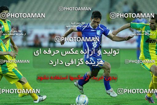 1186532, Tehran, Iran, لیگ برتر فوتبال ایران، Persian Gulf Cup، Week 30، Second Leg، Rah Ahan 1 v 0 Esteghlal on 2011/04/14 at Azadi Stadium