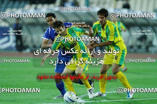 1186461, Tehran, Iran, لیگ برتر فوتبال ایران، Persian Gulf Cup، Week 30، Second Leg، Rah Ahan 1 v 0 Esteghlal on 2011/04/14 at Azadi Stadium