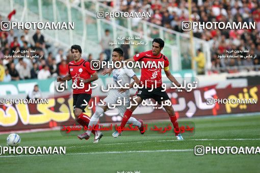 1187796, Tehran, Iran, لیگ برتر فوتبال ایران، Persian Gulf Cup، Week 31، Second Leg، Persepolis 2 v 1 Steel Azin on 2011/04/15 at Azadi Stadium