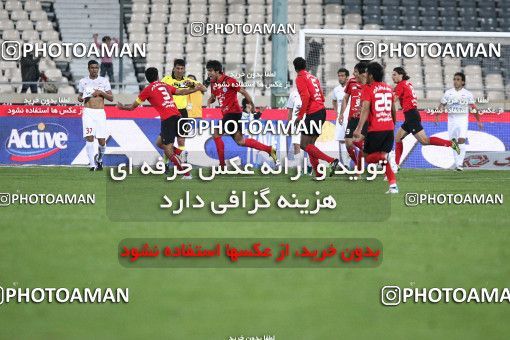1187822, Tehran, Iran, لیگ برتر فوتبال ایران، Persian Gulf Cup، Week 31، Second Leg، Persepolis 2 v 1 Steel Azin on 2011/04/15 at Azadi Stadium