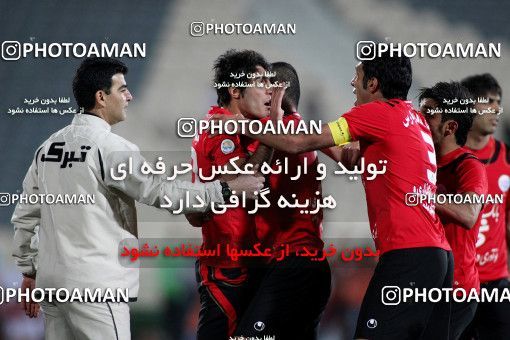 1186717, Tehran, Iran, لیگ برتر فوتبال ایران، Persian Gulf Cup، Week 31، Second Leg، Persepolis 2 v 1 Steel Azin on 2011/04/15 at Azadi Stadium