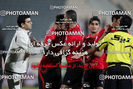 1186755, Tehran, Iran, لیگ برتر فوتبال ایران، Persian Gulf Cup، Week 31، Second Leg، Persepolis 2 v 1 Steel Azin on 2011/04/15 at Azadi Stadium