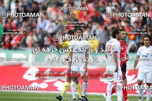 1186825, Tehran, Iran, لیگ برتر فوتبال ایران، Persian Gulf Cup، Week 31، Second Leg، Persepolis 2 v 1 Steel Azin on 2011/04/15 at Azadi Stadium