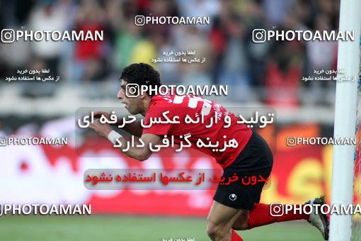 1186890, Tehran, Iran, لیگ برتر فوتبال ایران، Persian Gulf Cup، Week 31، Second Leg، Persepolis 2 v 1 Steel Azin on 2011/04/15 at Azadi Stadium