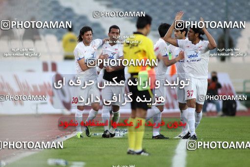 1186839, Tehran, Iran, لیگ برتر فوتبال ایران، Persian Gulf Cup، Week 31، Second Leg، Persepolis 2 v 1 Steel Azin on 2011/04/15 at Azadi Stadium