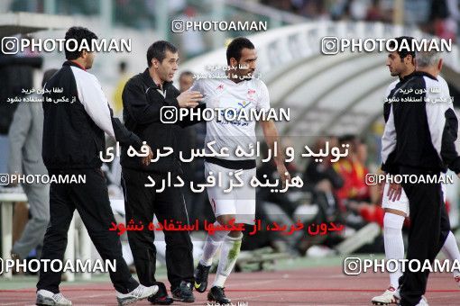 1186809, Tehran, Iran, لیگ برتر فوتبال ایران، Persian Gulf Cup، Week 31، Second Leg، Persepolis 2 v 1 Steel Azin on 2011/04/15 at Azadi Stadium