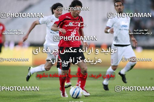 1186798, Tehran, Iran, لیگ برتر فوتبال ایران، Persian Gulf Cup، Week 31، Second Leg، Persepolis 2 v 1 Steel Azin on 2011/04/15 at Azadi Stadium