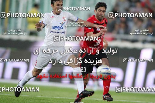 1186756, Tehran, Iran, لیگ برتر فوتبال ایران، Persian Gulf Cup، Week 31، Second Leg، Persepolis 2 v 1 Steel Azin on 2011/04/15 at Azadi Stadium