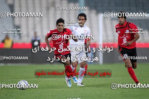 1186846, Tehran, Iran, لیگ برتر فوتبال ایران، Persian Gulf Cup، Week 31، Second Leg، Persepolis 2 v 1 Steel Azin on 2011/04/15 at Azadi Stadium