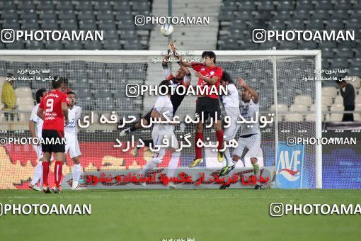 1186851, Tehran, Iran, لیگ برتر فوتبال ایران، Persian Gulf Cup، Week 31، Second Leg، Persepolis 2 v 1 Steel Azin on 2011/04/15 at Azadi Stadium