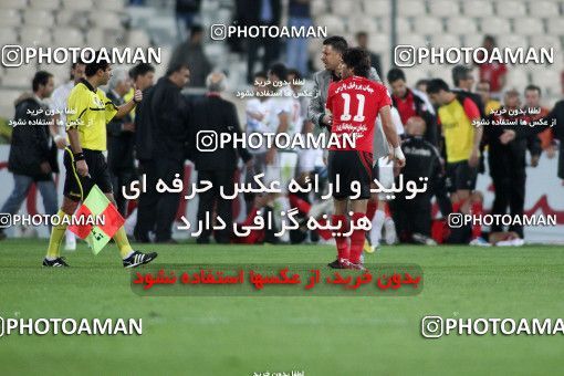 1186859, Tehran, Iran, لیگ برتر فوتبال ایران، Persian Gulf Cup، Week 31، Second Leg، Persepolis 2 v 1 Steel Azin on 2011/04/15 at Azadi Stadium