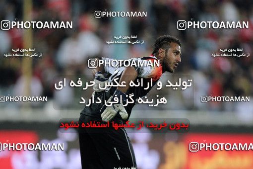 1188113, Tehran, Iran, لیگ برتر فوتبال ایران، Persian Gulf Cup، Week 31، Second Leg، Persepolis 2 v 1 Steel Azin on 2011/04/15 at Azadi Stadium