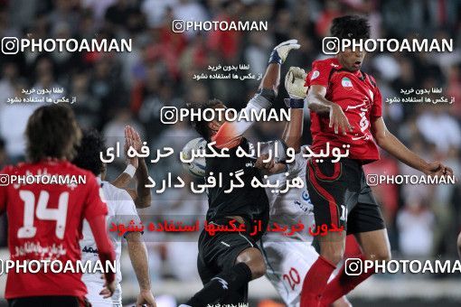 1188065, Tehran, Iran, لیگ برتر فوتبال ایران، Persian Gulf Cup، Week 31، Second Leg، Persepolis 2 v 1 Steel Azin on 2011/04/15 at Azadi Stadium