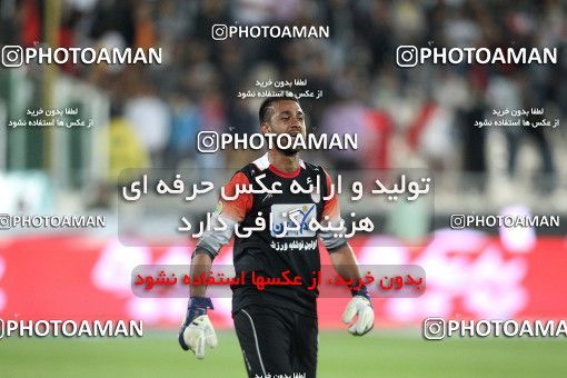 1188008, Tehran, Iran, لیگ برتر فوتبال ایران، Persian Gulf Cup، Week 31، Second Leg، Persepolis 2 v 1 Steel Azin on 2011/04/15 at Azadi Stadium