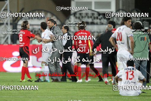 1187875, Tehran, Iran, لیگ برتر فوتبال ایران، Persian Gulf Cup، Week 31، Second Leg، Persepolis 2 v 1 Steel Azin on 2011/04/15 at Azadi Stadium