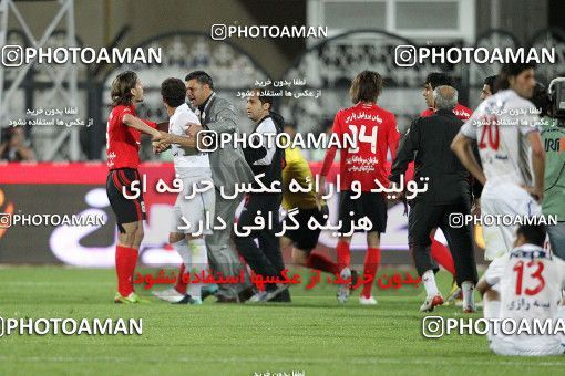 1187952, Tehran, Iran, لیگ برتر فوتبال ایران، Persian Gulf Cup، Week 31، Second Leg، Persepolis 2 v 1 Steel Azin on 2011/04/15 at Azadi Stadium