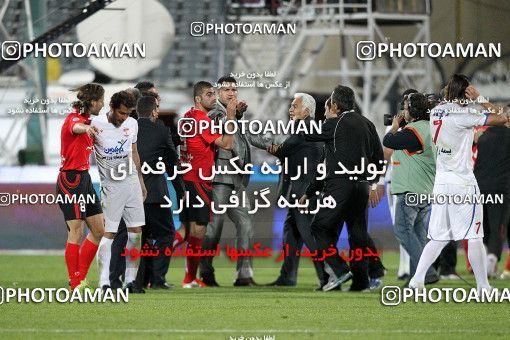 1187918, Tehran, Iran, لیگ برتر فوتبال ایران، Persian Gulf Cup، Week 31، Second Leg، Persepolis 2 v 1 Steel Azin on 2011/04/15 at Azadi Stadium