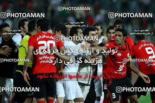 1187179, Tehran, Iran, لیگ برتر فوتبال ایران، Persian Gulf Cup، Week 31، Second Leg، Persepolis 2 v 1 Steel Azin on 2011/04/15 at Azadi Stadium