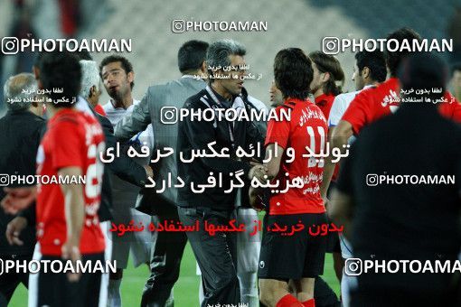 1187139, Tehran, Iran, لیگ برتر فوتبال ایران، Persian Gulf Cup، Week 31، Second Leg، Persepolis 2 v 1 Steel Azin on 2011/04/15 at Azadi Stadium