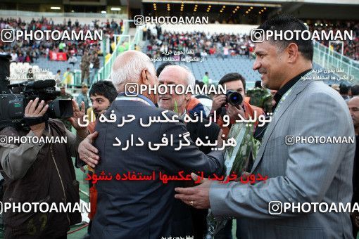 1187649, Tehran, Iran, لیگ برتر فوتبال ایران، Persian Gulf Cup، Week 31، Second Leg، Persepolis 2 v 1 Steel Azin on 2011/04/15 at Azadi Stadium