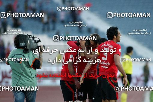 1187625, Tehran, Iran, لیگ برتر فوتبال ایران، Persian Gulf Cup، Week 31، Second Leg، Persepolis 2 v 1 Steel Azin on 2011/04/15 at Azadi Stadium