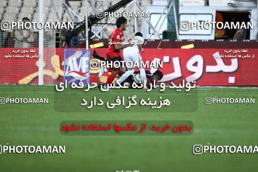 1187497, Tehran, Iran, لیگ برتر فوتبال ایران، Persian Gulf Cup، Week 31، Second Leg، Persepolis 2 v 1 Steel Azin on 2011/04/15 at Azadi Stadium