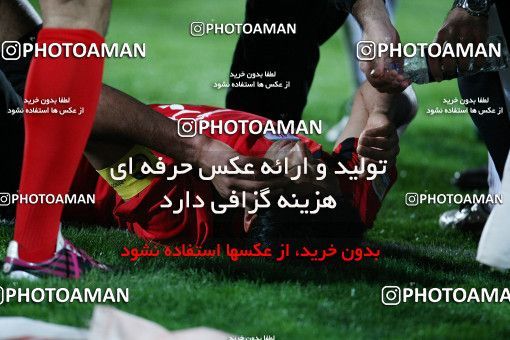 1187617, Tehran, Iran, لیگ برتر فوتبال ایران، Persian Gulf Cup، Week 31، Second Leg، Persepolis 2 v 1 Steel Azin on 2011/04/15 at Azadi Stadium