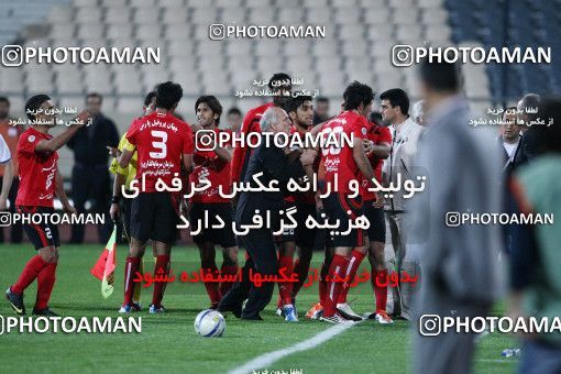 1187587, Tehran, Iran, لیگ برتر فوتبال ایران، Persian Gulf Cup، Week 31، Second Leg، Persepolis 2 v 1 Steel Azin on 2011/04/15 at Azadi Stadium