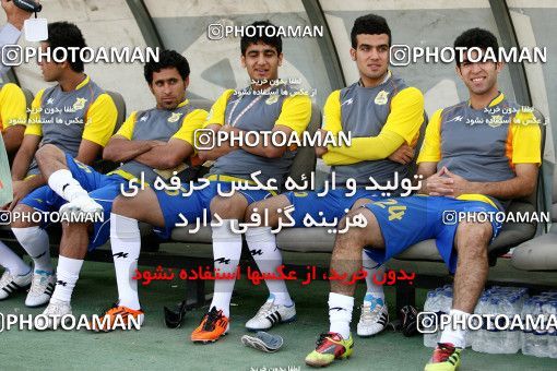1189562, Tehran, Iran, لیگ برتر فوتبال ایران، Persian Gulf Cup، Week 31، Second Leg، Esteghlal 6 v 2 Sanat Naft Abadan on 2011/04/23 at Azadi Stadium