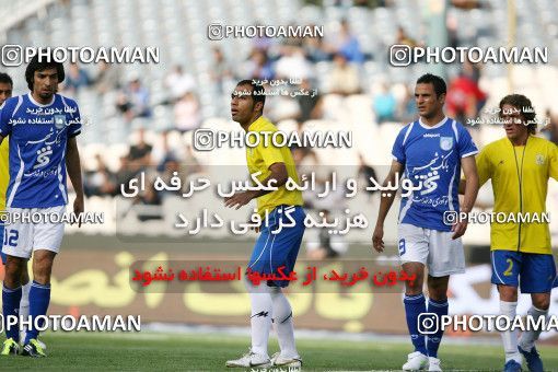 1189689, Tehran, Iran, لیگ برتر فوتبال ایران، Persian Gulf Cup، Week 31، Second Leg، Esteghlal 6 v 2 Sanat Naft Abadan on 2011/04/23 at Azadi Stadium