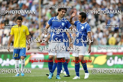 1189694, Tehran, Iran, لیگ برتر فوتبال ایران، Persian Gulf Cup، Week 31، Second Leg، Esteghlal 6 v 2 Sanat Naft Abadan on 2011/04/23 at Azadi Stadium