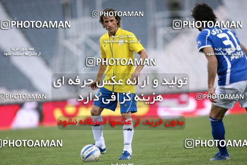 1189612, Tehran, Iran, لیگ برتر فوتبال ایران، Persian Gulf Cup، Week 31، Second Leg، Esteghlal 6 v 2 Sanat Naft Abadan on 2011/04/23 at Azadi Stadium